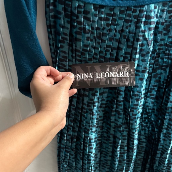 Women's Nina Leonard Lurex Knit Midi Dress- Teal Multi Size Small - Picture 8 of 8